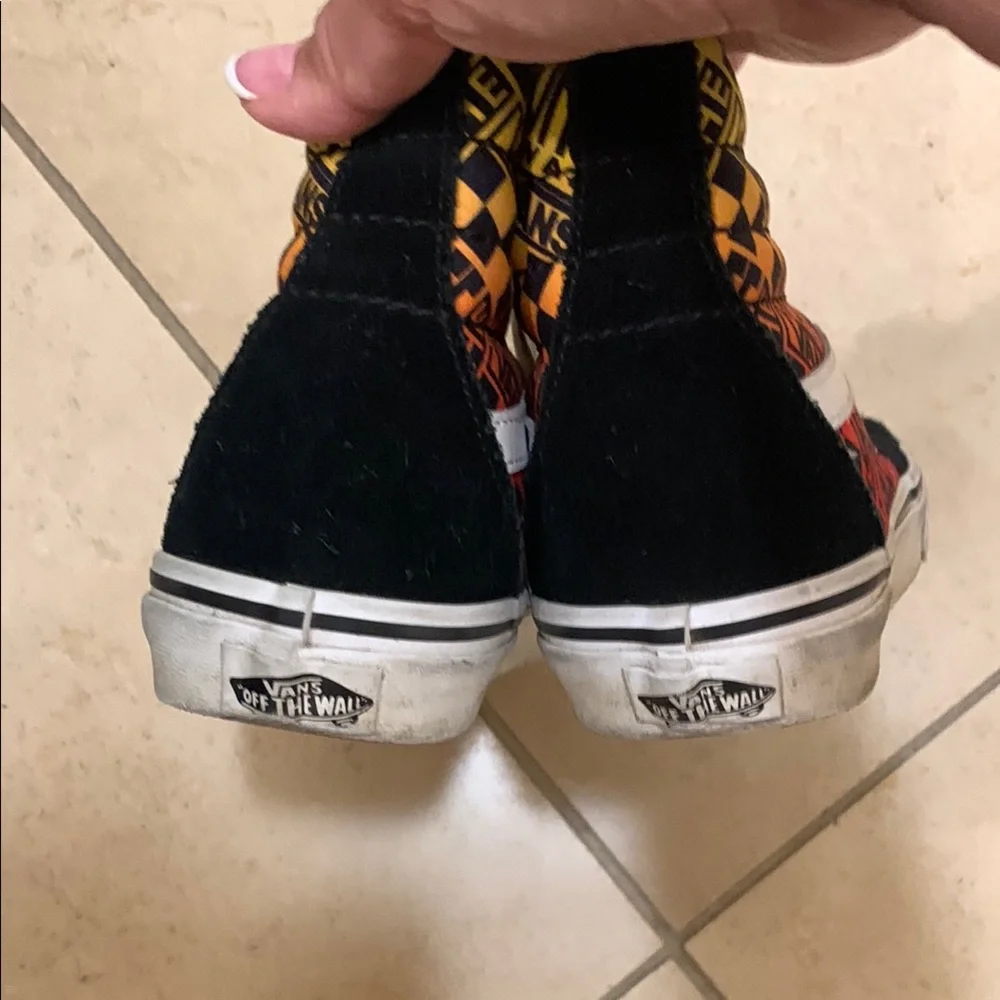 Vans Hightop Black and Red Sneakers Sz 5.5 men/Sz 7 women